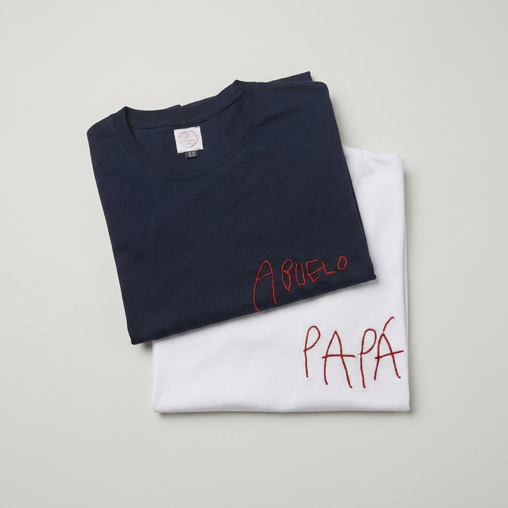 Sudadera con la letra de tu peque bordada