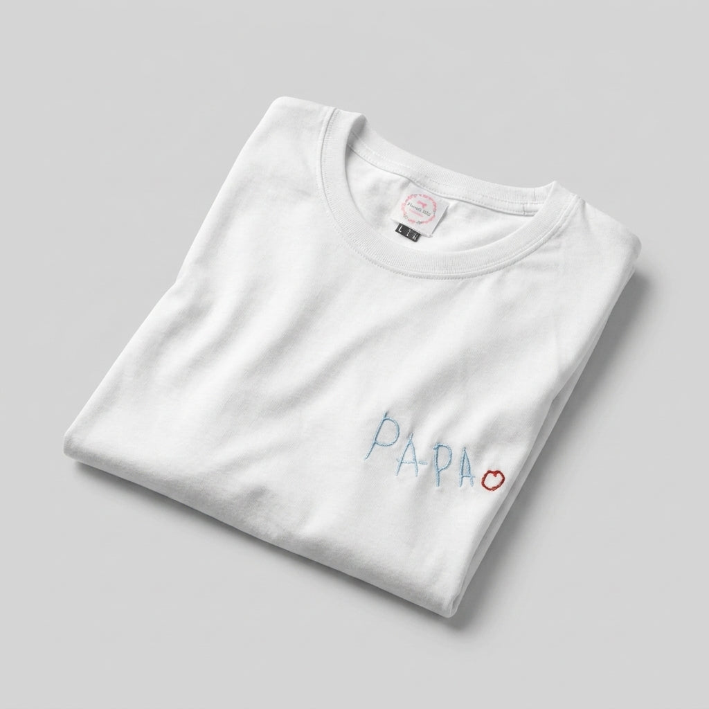 Camiseta con la letra de tu peque bordada