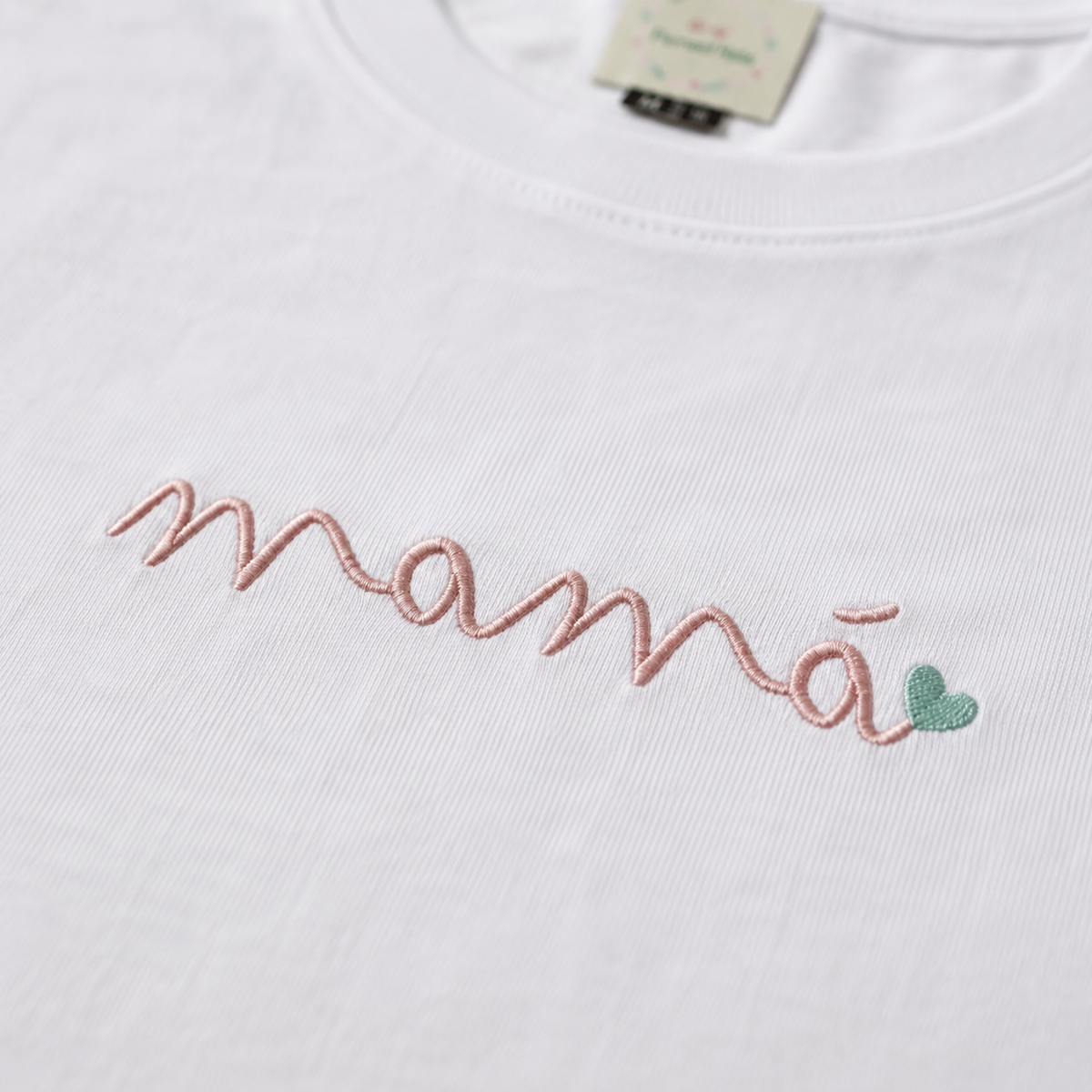 Camiseta Mamá Caligrafía