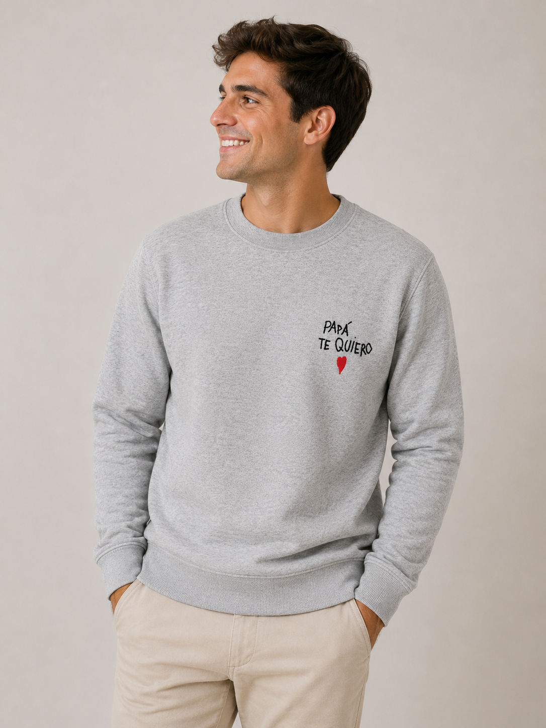 Sudadera con la letra de tu peque bordada