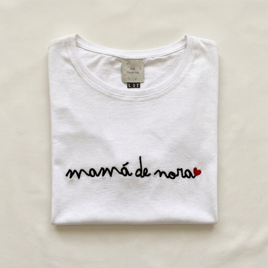 Camiseta Mamá de… Caligrafía